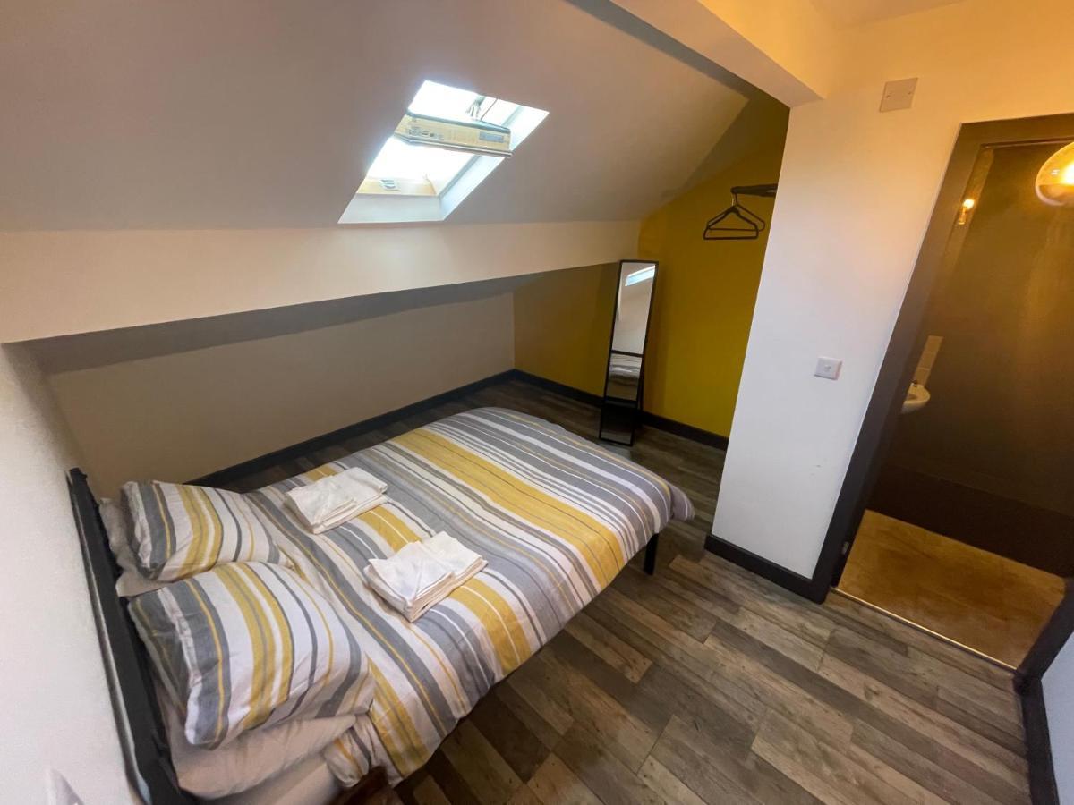 The Willow - Superb Spacious 3 Bed Room Apartment Blackpool Bagian luar foto